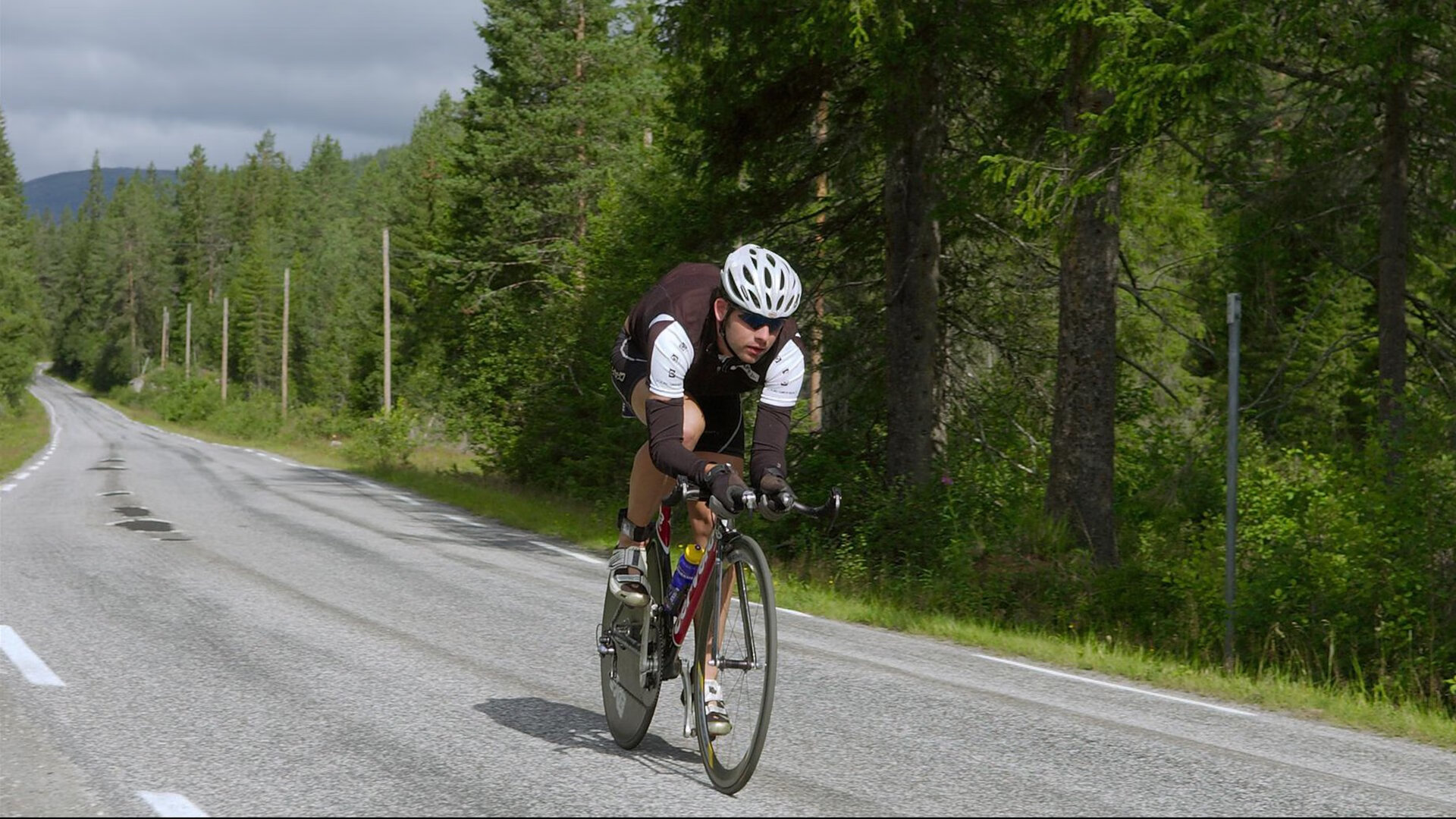 中国男子水球队在国际比赛中奋勇争先，中国男子水球队现在什么水平